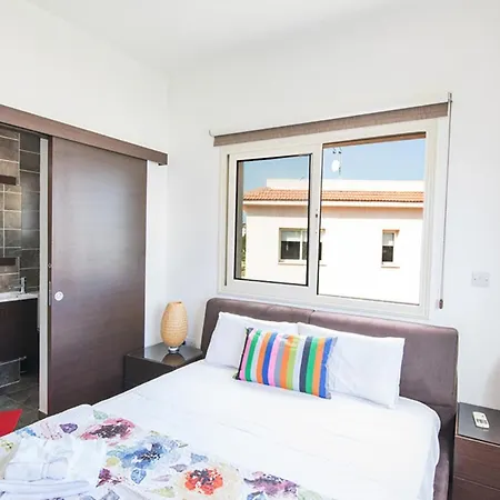 You Will Love This Luxury 3 Bedroom Holiday In With Private Pool, 1228 * Πρωταράς